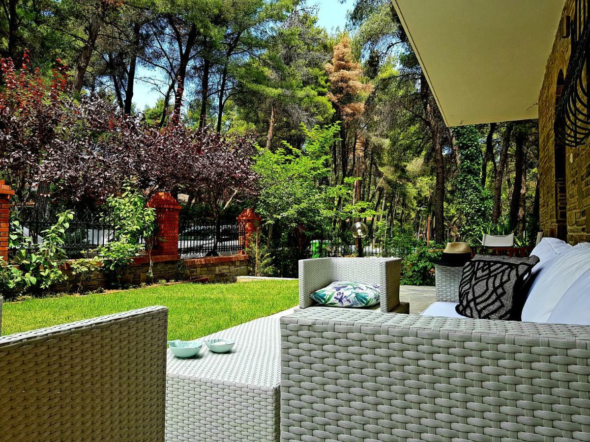 Wood And Stone Villa Sani  ภายนอก รูปภาพ