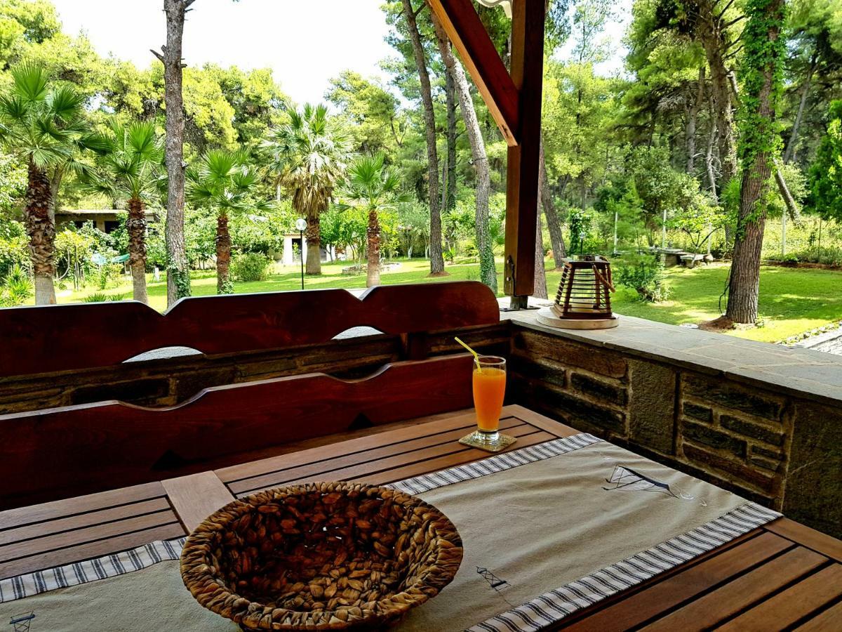Wood And Stone Villa Sani  ภายนอก รูปภาพ